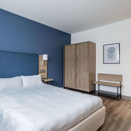 Hotel Puerta De Bilbao Barakaldo Exteriör bild