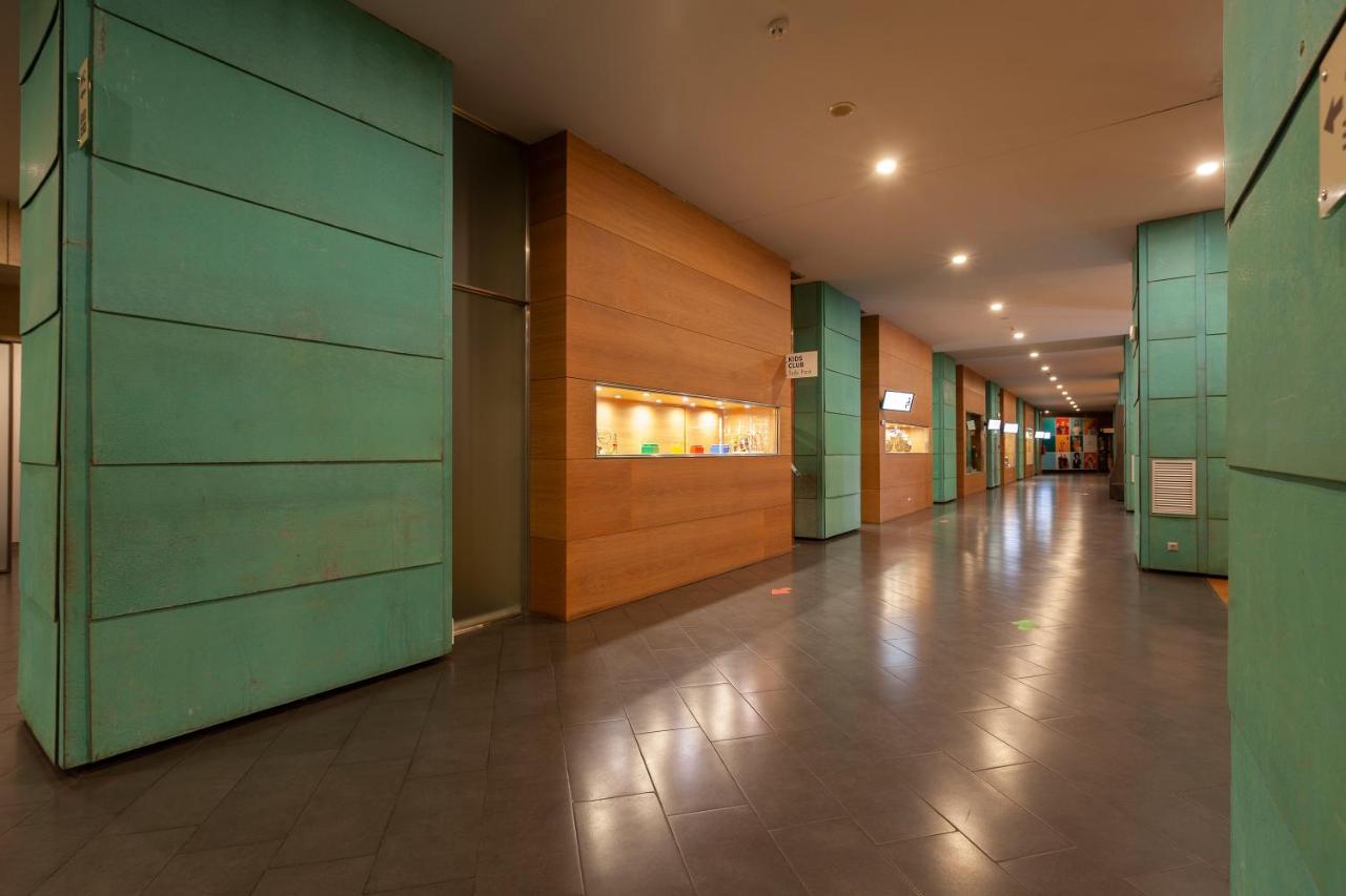 Hotel Puerta De Bilbao Barakaldo Exteriör bild