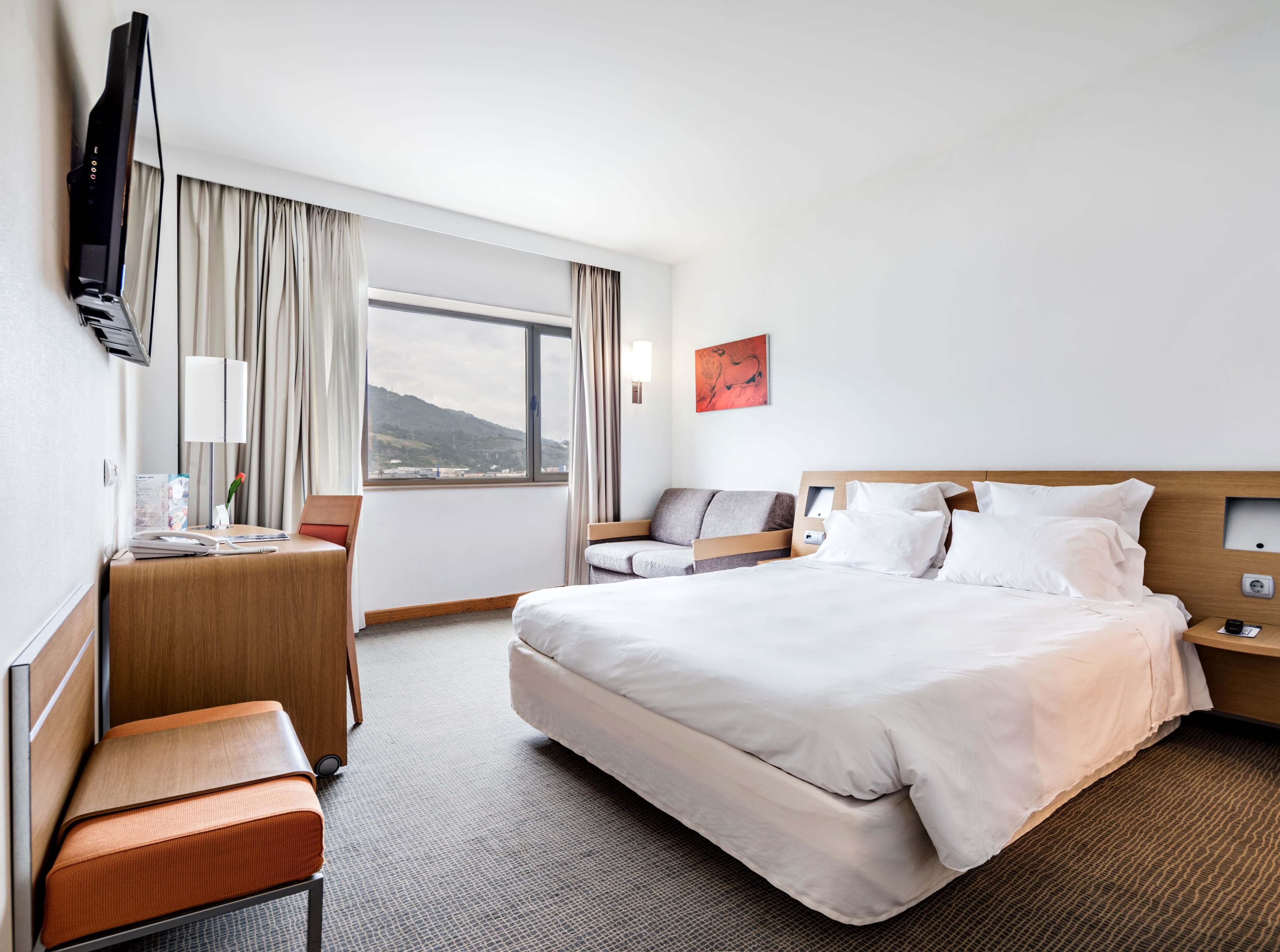 Hotel Puerta De Bilbao Barakaldo Exteriör bild